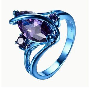 Gorgeous & Swirly Blue & Purple Swirl Ring Size 8 Marquis Cut
